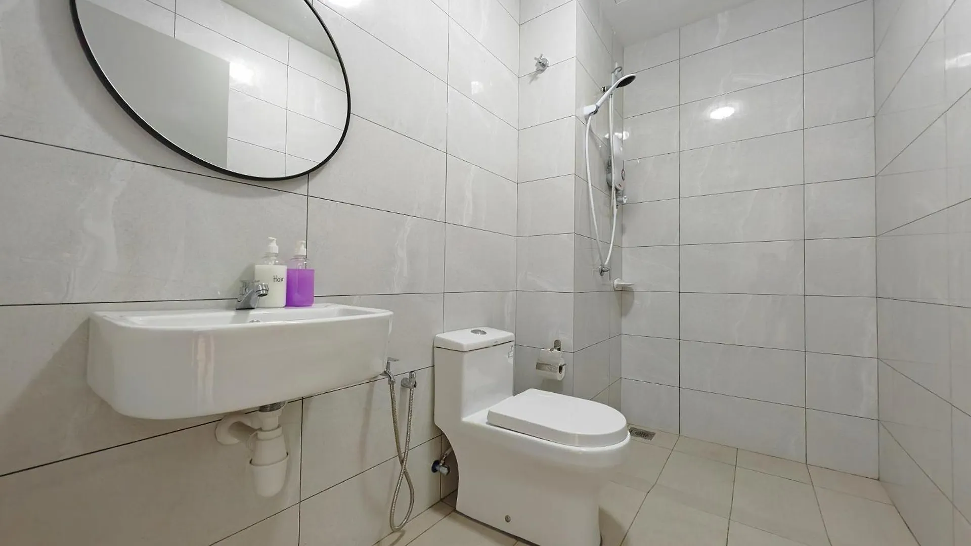 Aparthotel Mykey Amber Cove A-23-25 Melaka City