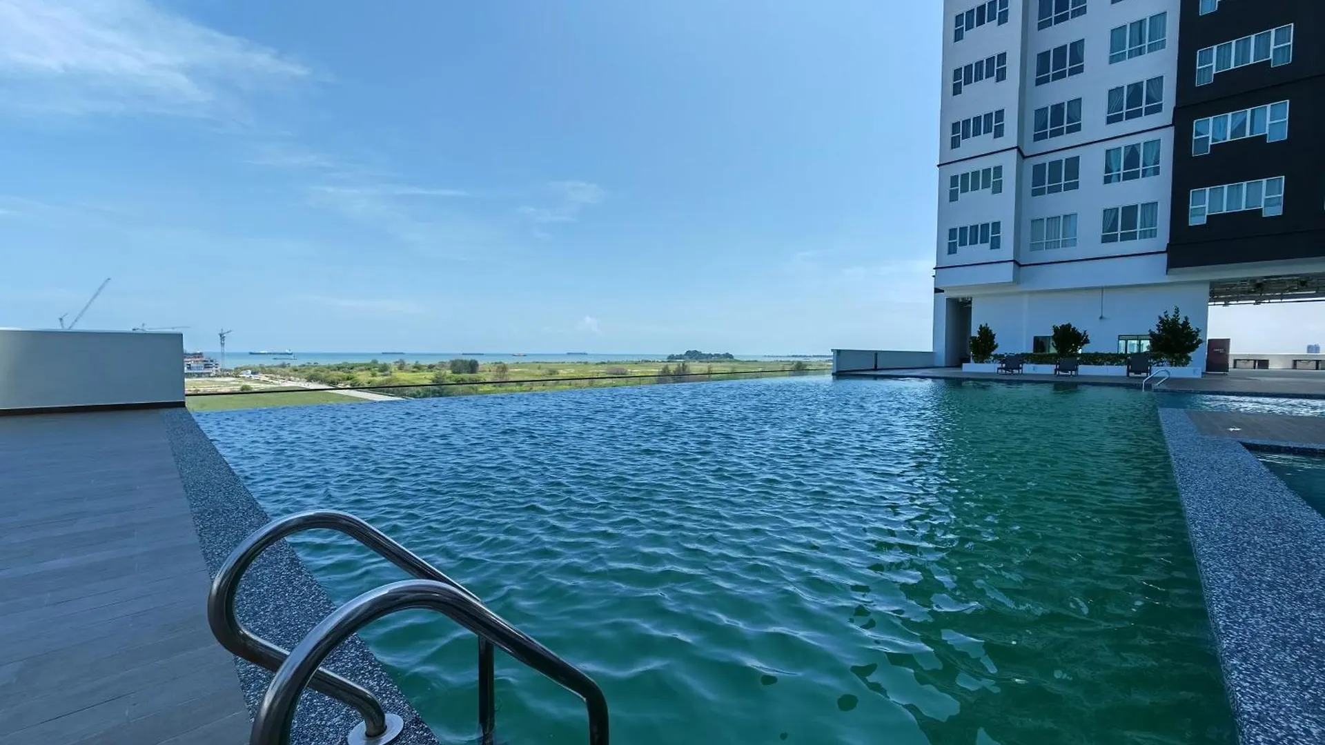 Aparthotel Mykey Amber Cove A-23-25 Melaka City